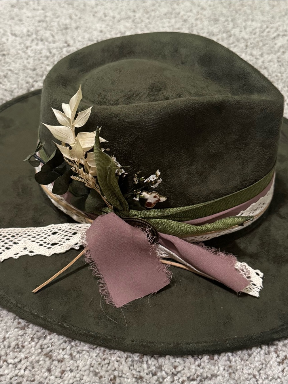 Olive Green Women's Felt Wide-Brim Hat with Mauve Ribbon & Floral Accent